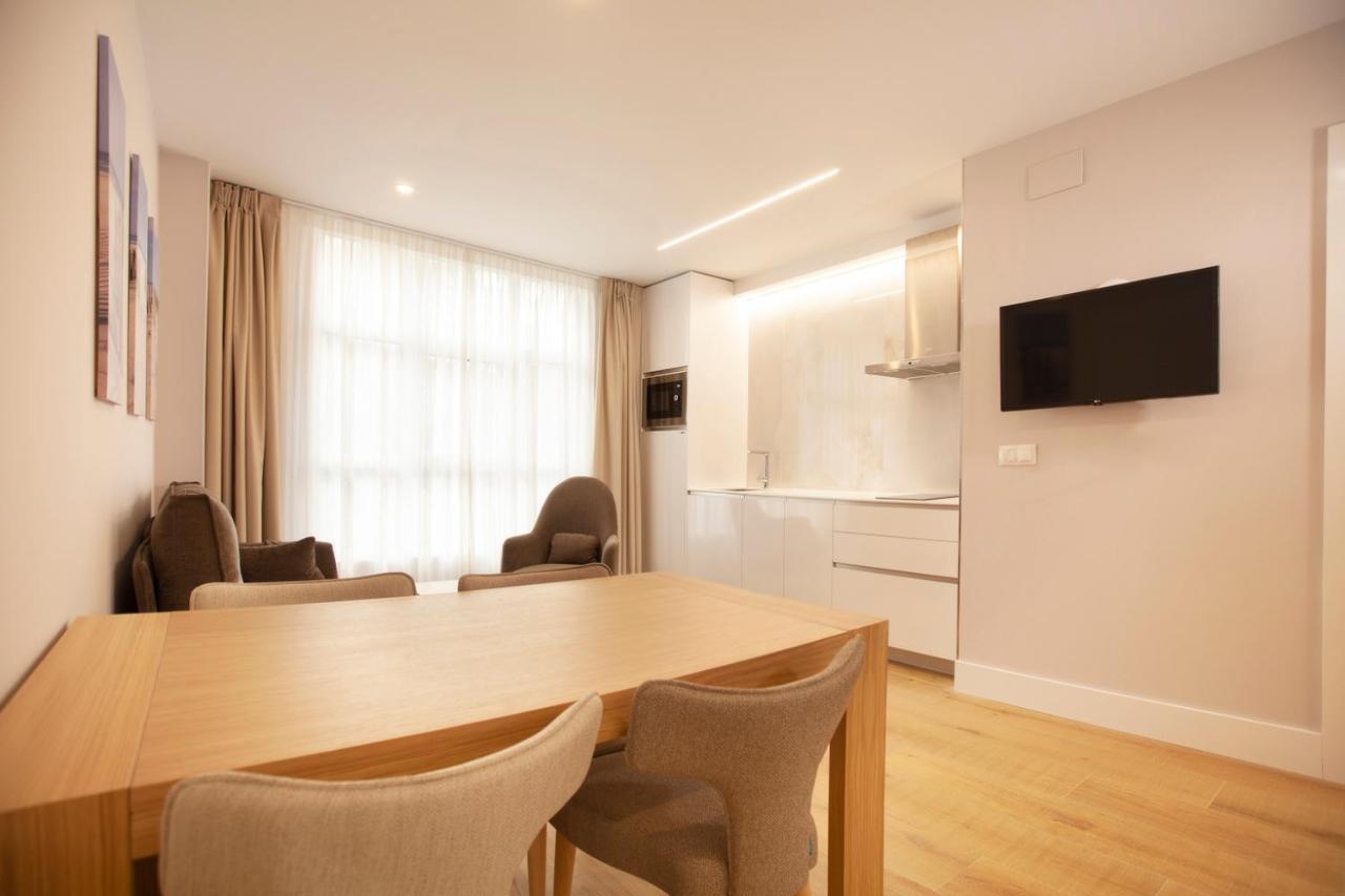Apartamentos Reina Victoria Сантандер Экстерьер фото
