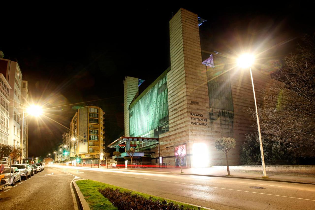 Apartamentos Reina Victoria Сантандер Экстерьер фото