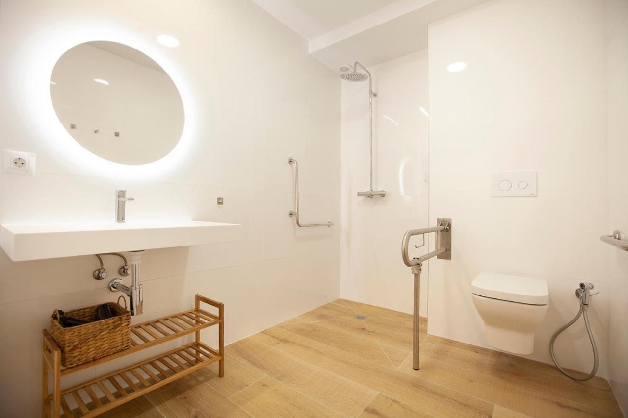 Apartamentos Reina Victoria Сантандер Экстерьер фото