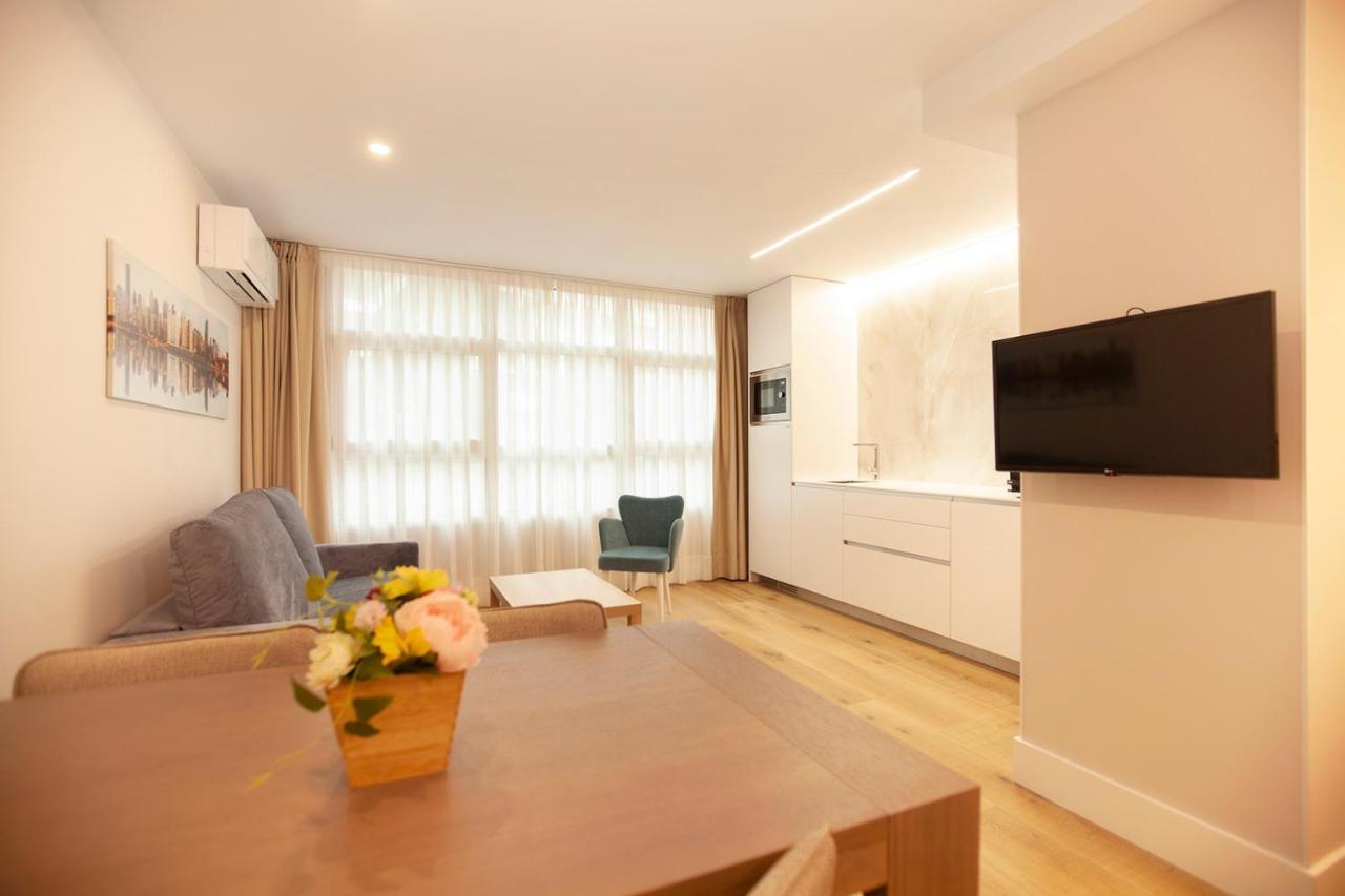 Apartamentos Reina Victoria Сантандер Экстерьер фото
